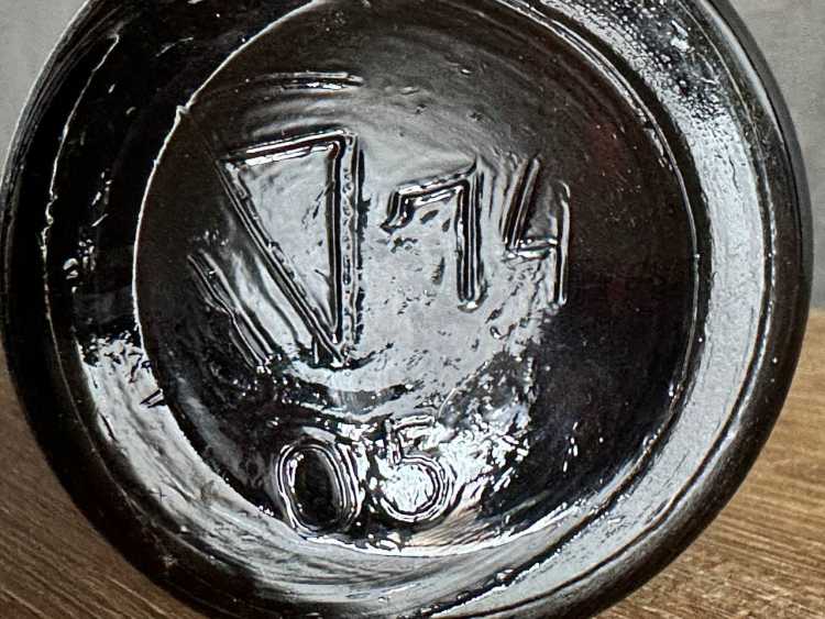 Грузинский "Тбилиси 20 лет" 1974 года. 0,5 л. СССР