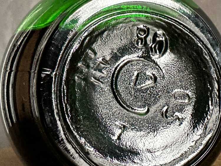 Украинский "Крым 10 лет" 1980 года. 0,5л. СССР. Редкий. 