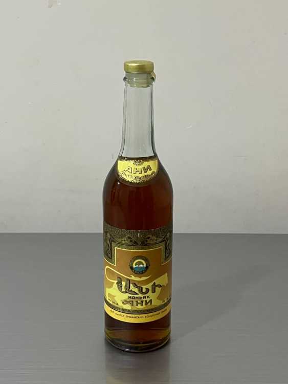 Армянский "Ани 5-6 лет" 1977 года. 0,5 л. СССР. 