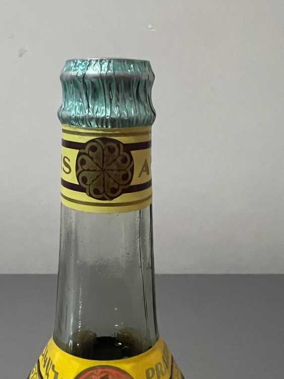 Армянский "Праздничный 15 лет" 1984 года. 0,5 л. СССР. 