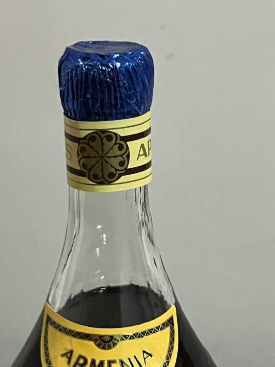 Армянский "Армения 10 лет" 80-е. 0,5 л. Экспортный. СССР. 