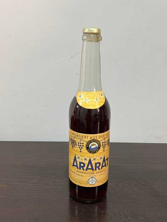 Армянский "Арарат 4 года" 1982 года. Экспорт в ГДР. Редкий.