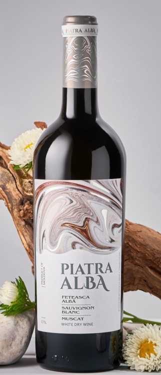Вино «Piatra Alba» 2023 Feteasca Alba - Sauvignon Blanc - Muscat, Cojusna. 0,75
