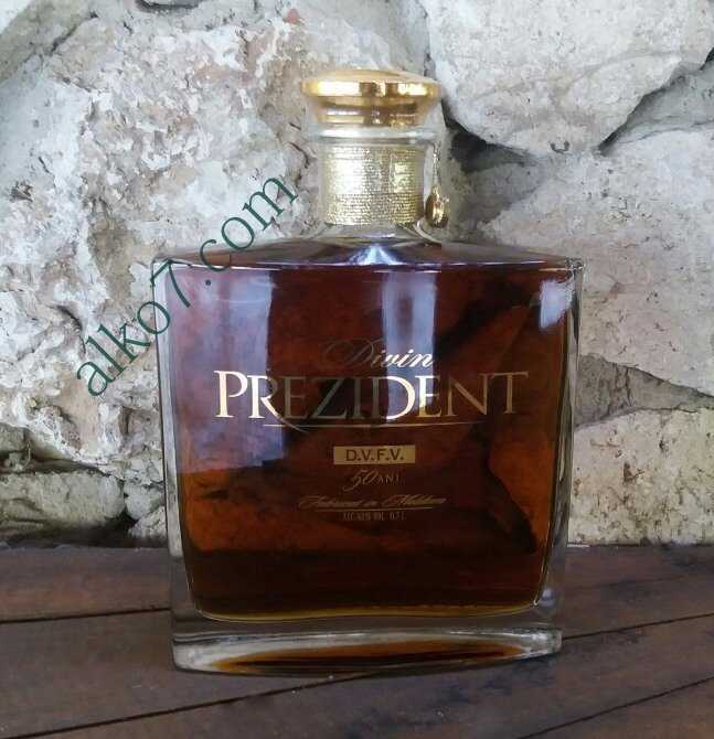 Коньяк «Prezident» XXO 50 лет, Barza Alba. 0,7 Коньяк «Prezident» XXO 50 лет, Barza Alba. 0,7
